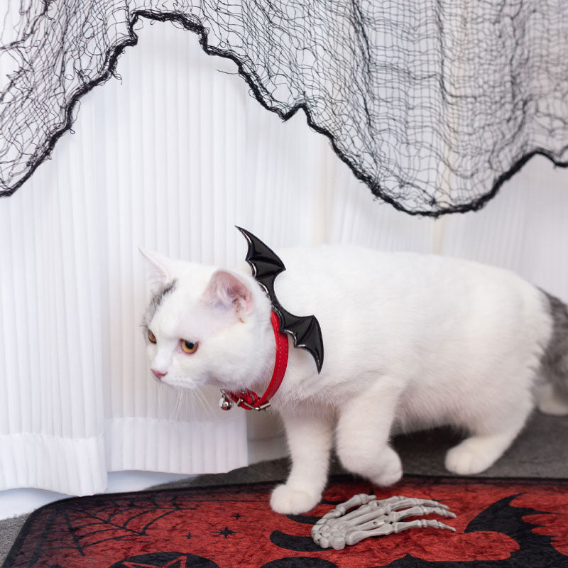 Stylish Devil Wing Cat and Human Collar – Adjustable Patent Leather Pet Accessory for Matching Outfits