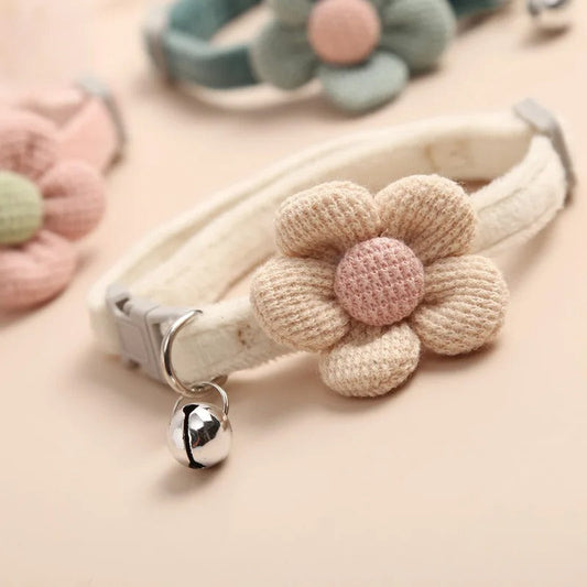 Handmade Crochet Cat Collar with Flower – Adjustable Soft Pet Necklace for Cats and Kittens